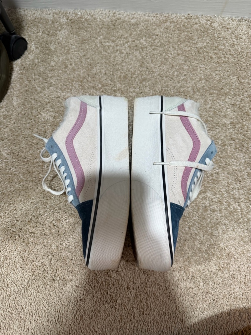 Women’s Size 8 Vans Old Skool Sneakers in Navy, Light Blue & Pink, Platform - Picture 2 of 7